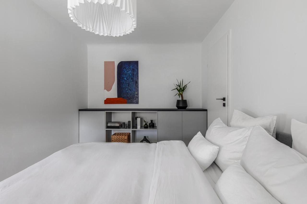 Downtown Story By Urbanesq Apartment บูคาเรสต์ ภายนอก รูปภาพ